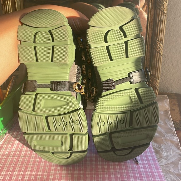 GUCCI Flashtrek sneakers - Picture 6 of 10